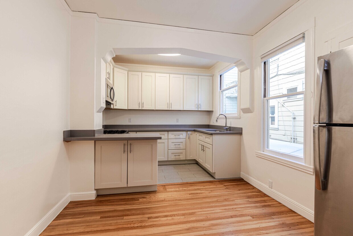 Foto principal - 2625 Franklin St