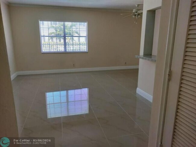Foto del edificio - 299 SW 7th St