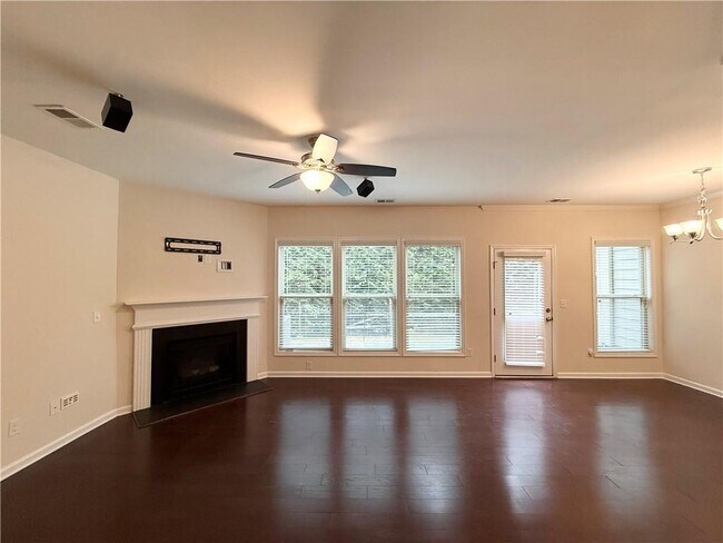 Foto del edificio - 13432 Gardiner Ln