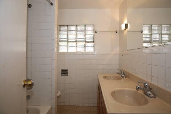 Foto del edificio - 3 bedroom in Oakland CA 94619