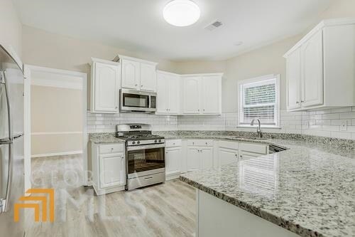 Foto del edificio - 1208 Kingsbury Ln