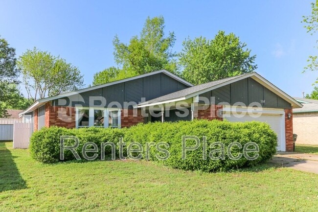 Building Photo - 444 West 147th Pl S