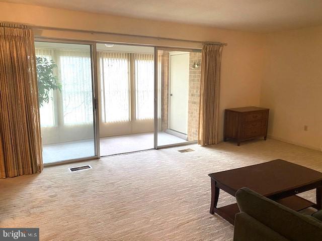 Foto del edificio - 3215 S Leisure World Blvd