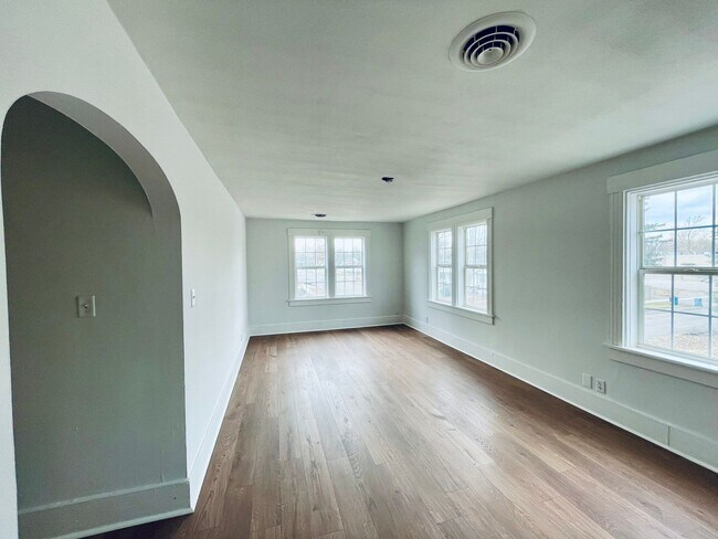 Foto del edificio - 1144 S Spring St