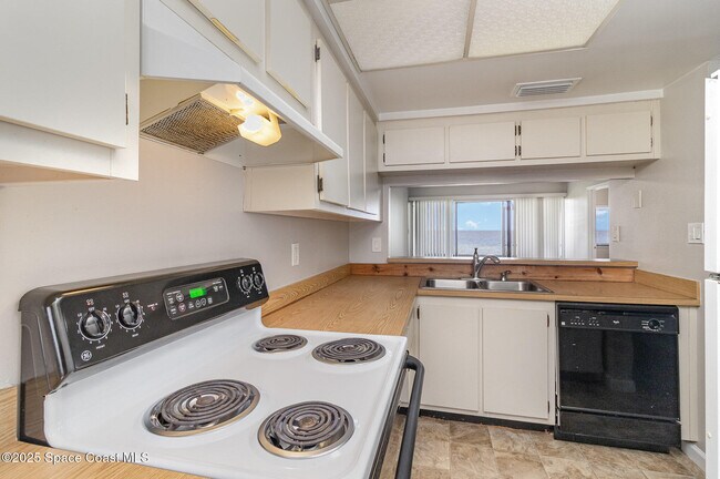 Foto del edificio - 2469 S Washington Ave