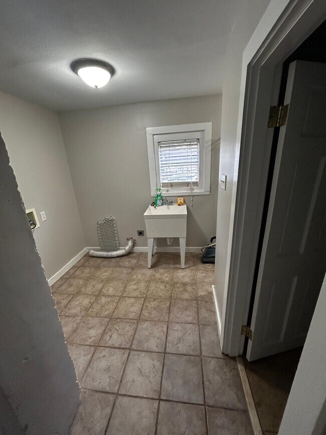 Foto del edificio - 518 E 13th Ave