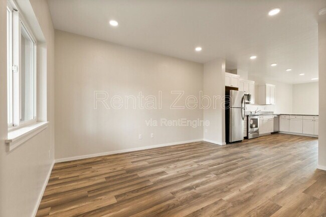 Foto del edificio - 1682 SW Salmon Ave