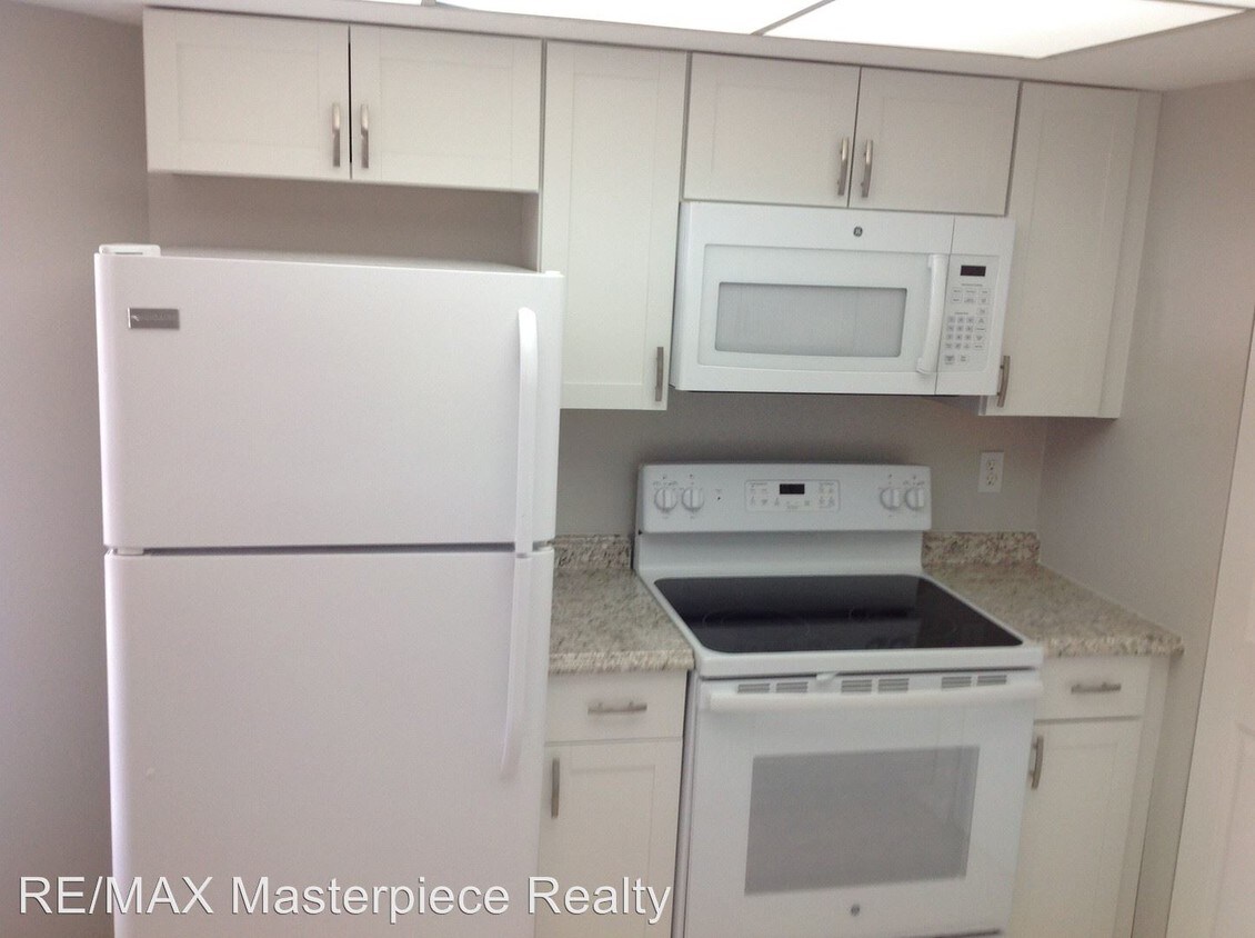 Building Photo - 3254 SE Aster Ln