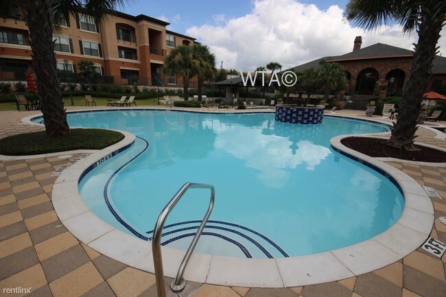Building Photo - 2914 Olmos Creek Dr