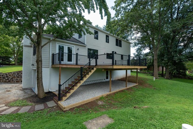 Building Photo - 2031 White Horse Rd