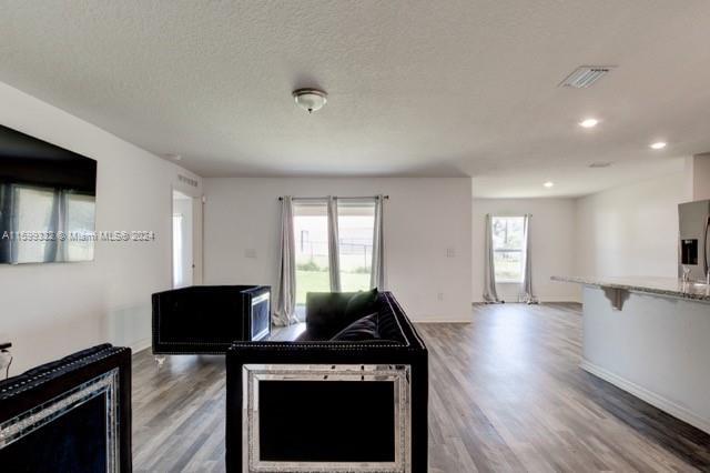 Building Photo - 1703 Shad Ln