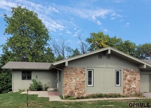 Building Photo - 9268 Erskine Plaza