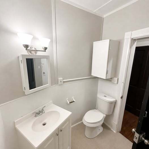 Building Photo - 47 Waterman St