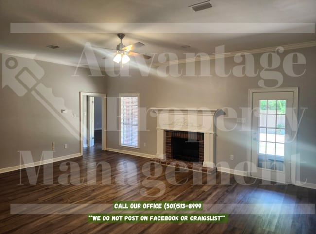 Foto del edificio - 3040 Crawford Loop