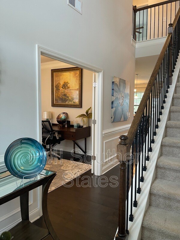 Foto principal - 656 Ridgeville Crossing Dr