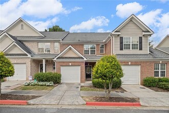 Building Photo - 1821 Willow Branch Ln