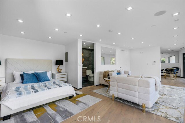 Foto del edificio - 8144 1/2 West Gould Avenue, Los Angeles, CA 90046 - 1 BR 1 BA house