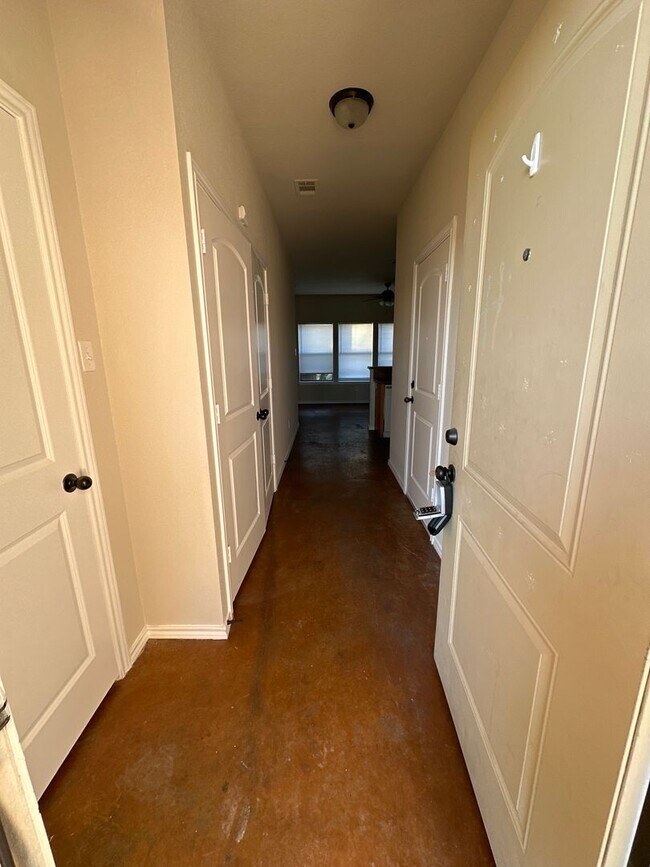 Photo - ELIZA8128-30 Apartment