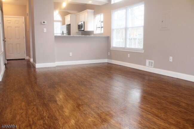 Building Photo - 228 Long Meadow Rd