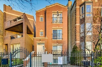 Building Photo - 2817 N Damen Ave
