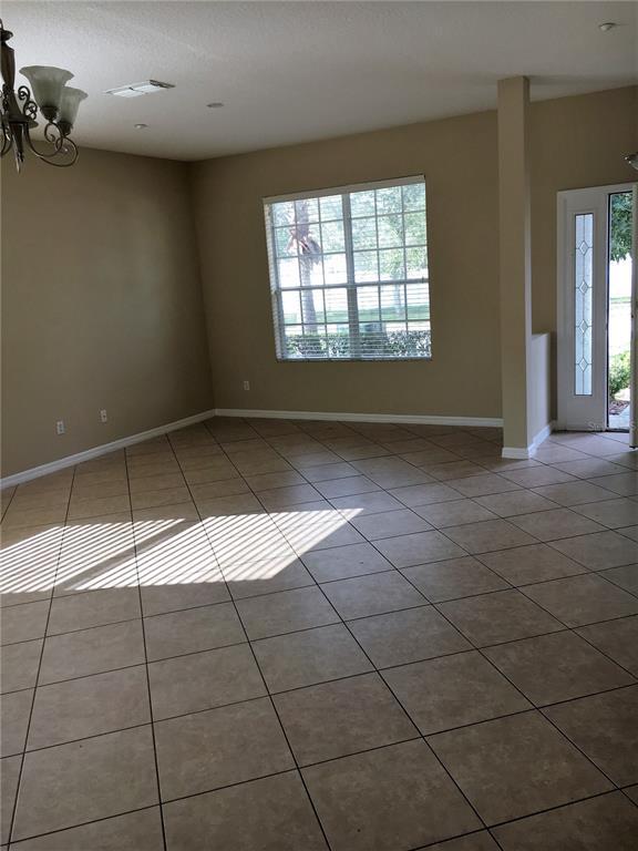 Building Photo - 9388 Ravens Willow Dr