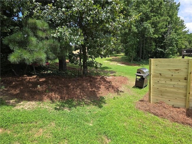 Building Photo - 123 Mulberry Dr