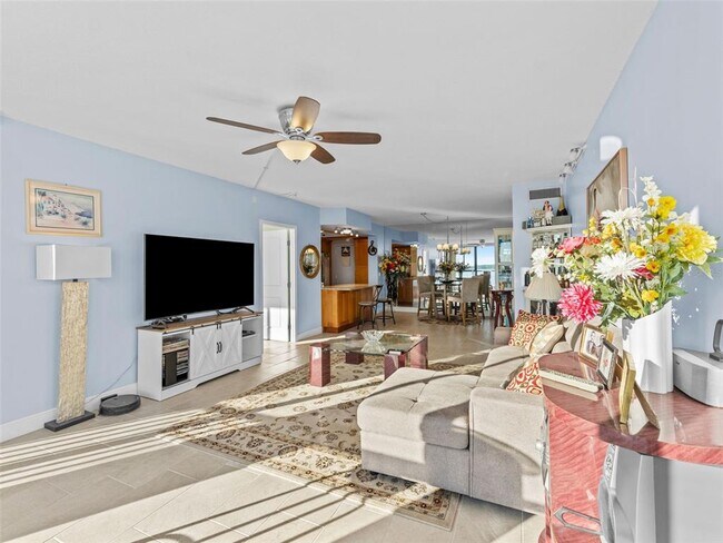 Building Photo - 7100 Sunshine Skyway Ln S