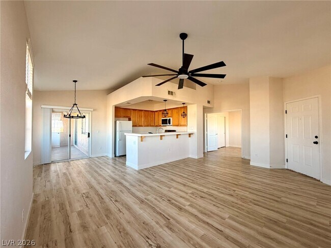 Building Photo - 9901 Trailwood Dr