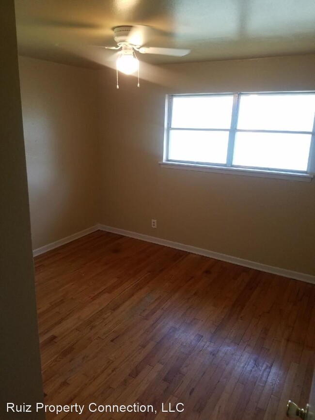Building Photo - 4 br, 2 bath House - 5525 Westcrest Dr