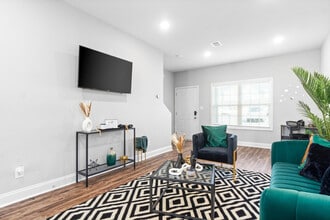 Building Photo - 541 New S Dr