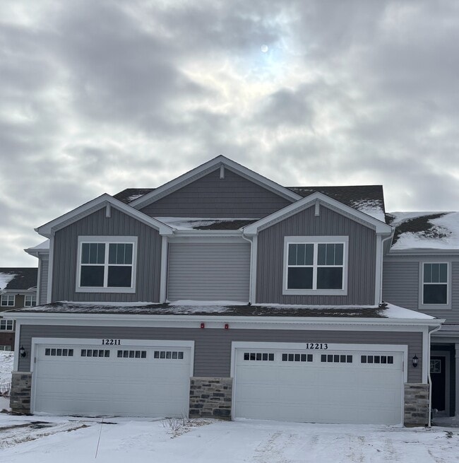 Building Photo - 12213 Dodwell St