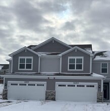 Building Photo - 12213 Dodwell St