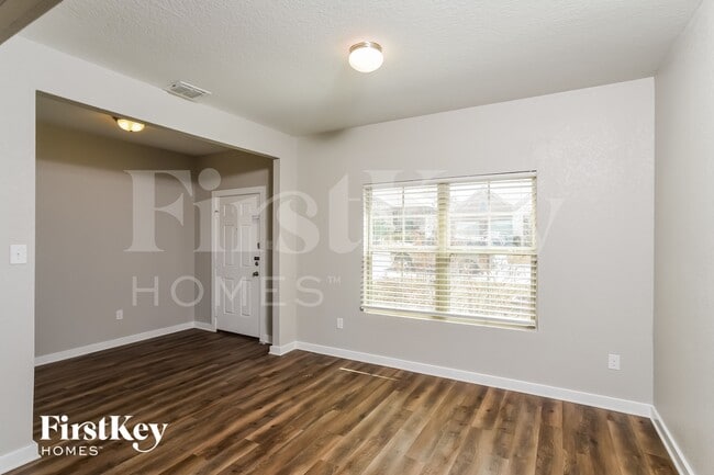 Building Photo - 2423 Valencia Crst