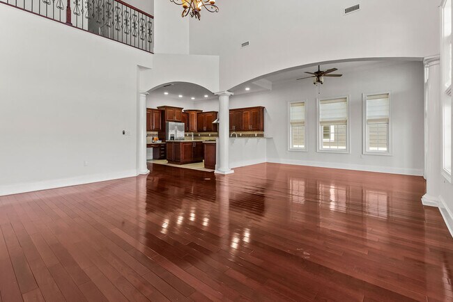 Foto del edificio - Crystal Water Home