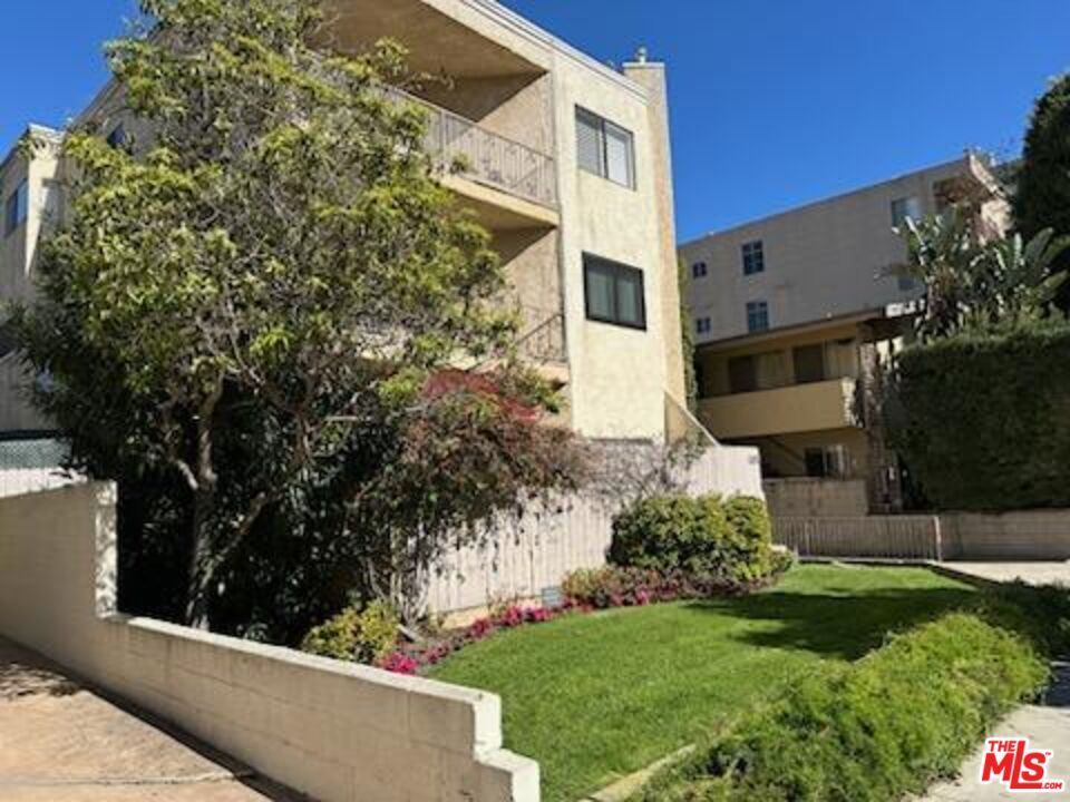 Foto principal - 1041 2nd St