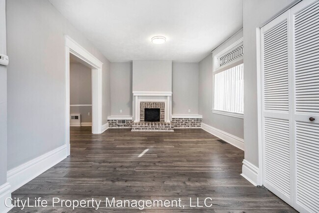 Building Photo - 4 br, 2 bath House - 4004 Willow Avenue