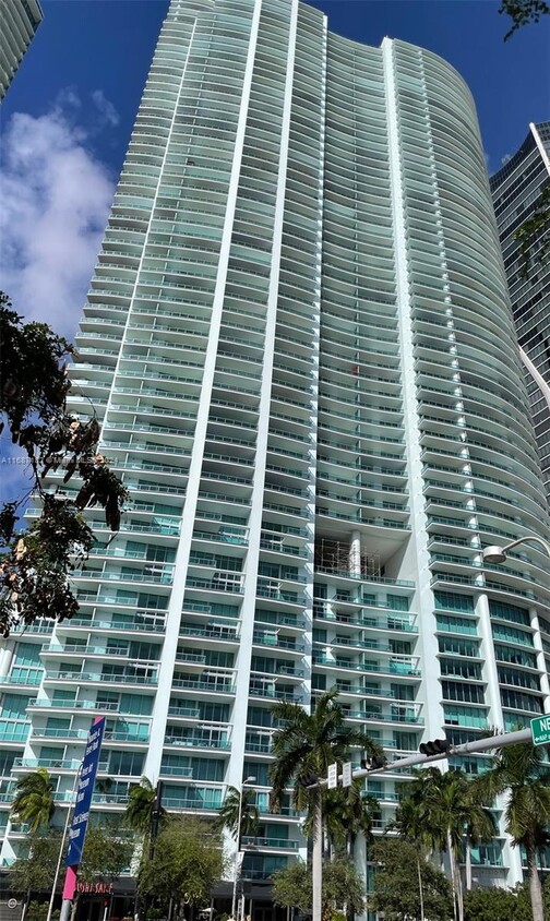 Primary Photo - 900 Biscayne Blvd