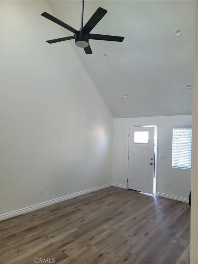Building Photo - 1425 256th St