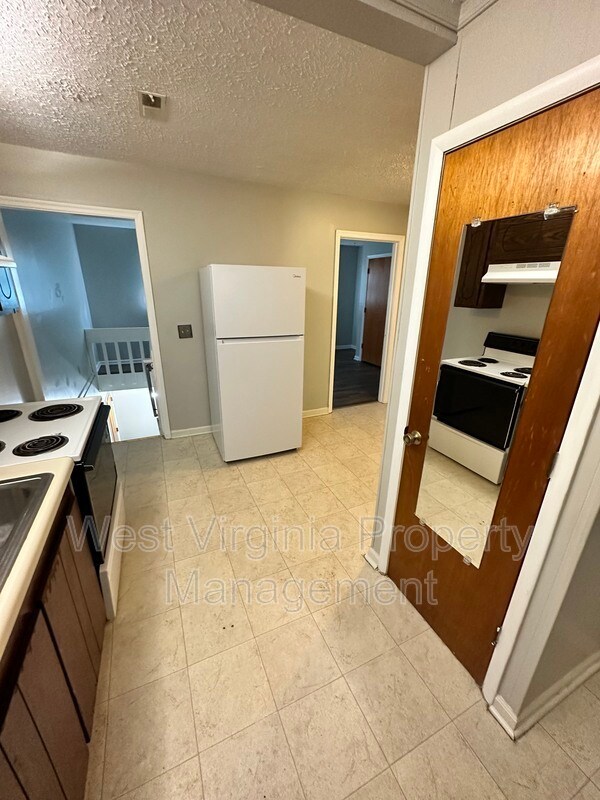 184 Wyndale Dr Unit Apt 14, Princeton, WV 24739 Condo for Rent in