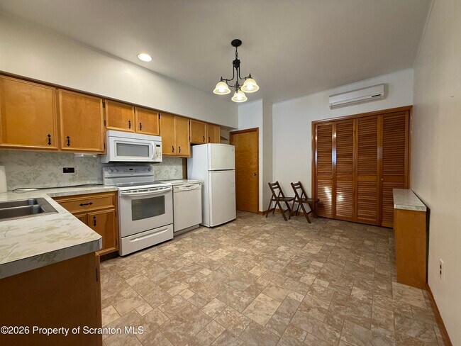 Foto del edificio - 423 Keystone Ave