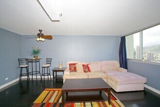 Building Photo - 445 Seaside Ave