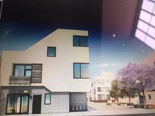 UNIDAD MODELO EN ALQUILER - 4515 Hazel Ln