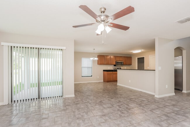 Building Photo - 652 Chatham Walk Dr