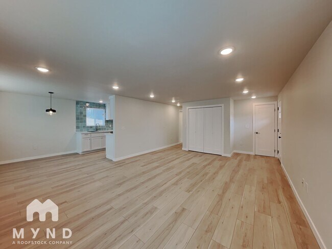 Foto del edificio - 4729 Delridge Wy SW