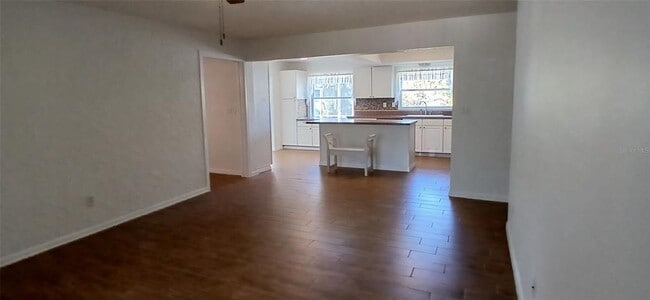 Building Photo - 4397 Harbor Hills Dr