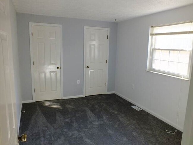 Foto del edificio - 524 Watervliet Ave