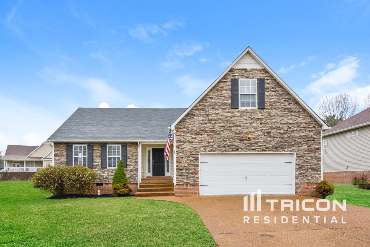 2636 Danbury Circle Spring Hill TN House Rental in Spring Hill, TN