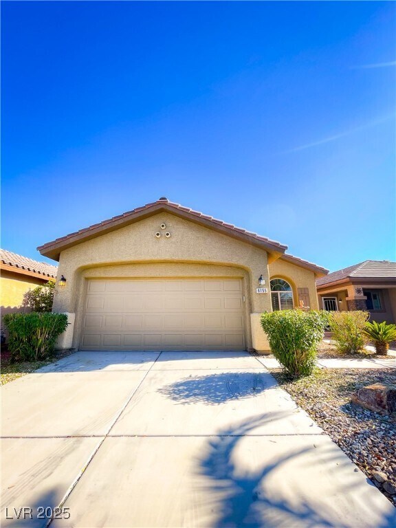 Foto principal - 6155 Saddle Horse Ave