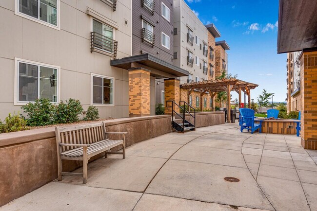 Building Photo - 11350 E Peakview Ave
