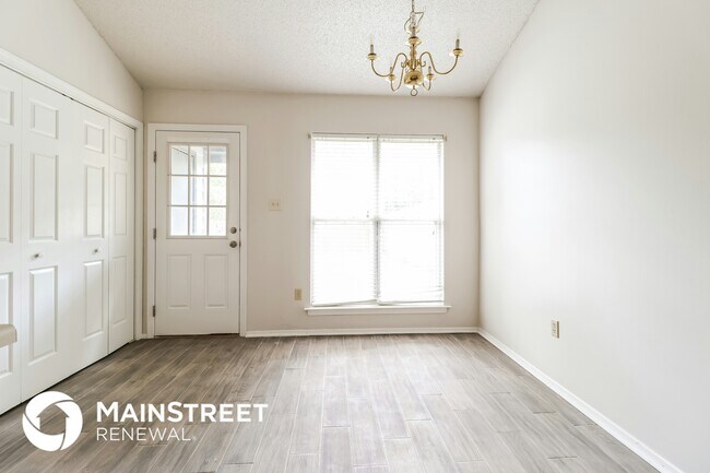 Foto del edificio - 7692 Lilly Ln